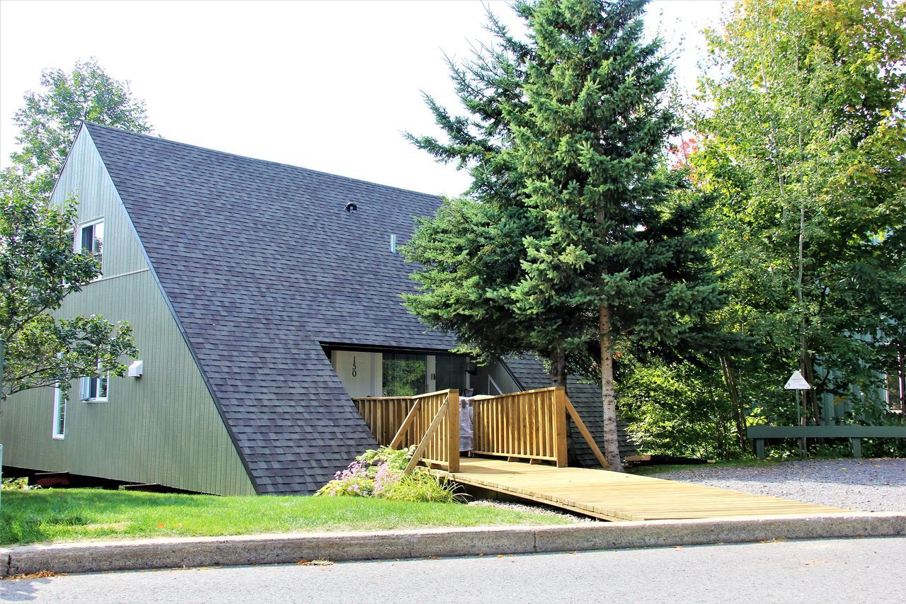 Chalet Familial Du Plateau Beaupre Bagian luar foto